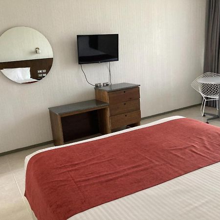 Hotel Y Parque Acuatico La Caldera Abasolo ภายนอก รูปภาพ