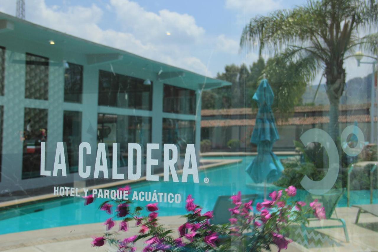 Hotel Y Parque Acuatico La Caldera Abasolo ภายนอก รูปภาพ