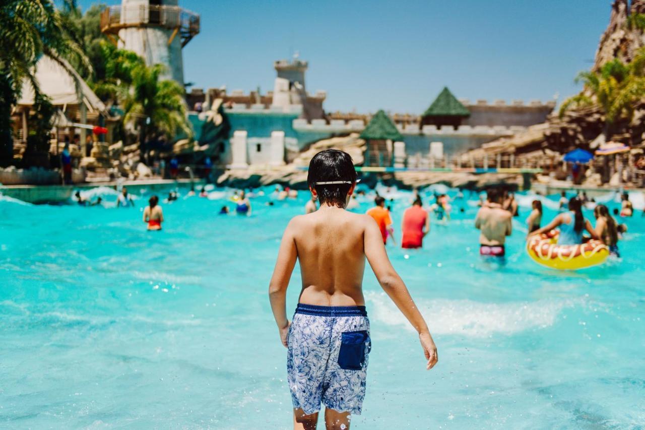 Hotel Y Parque Acuatico La Caldera Abasolo ภายนอก รูปภาพ